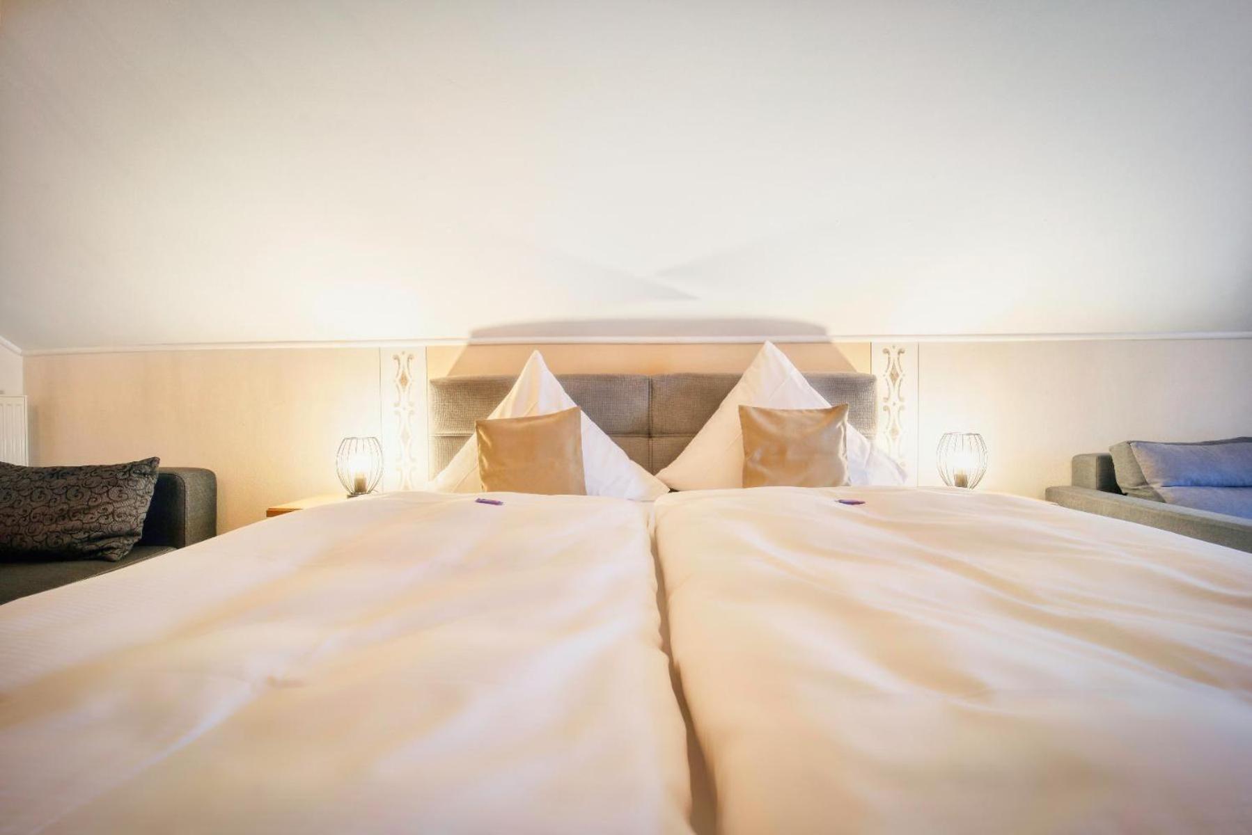 Hotel Hirschenstein Achslach Eksteriør billede