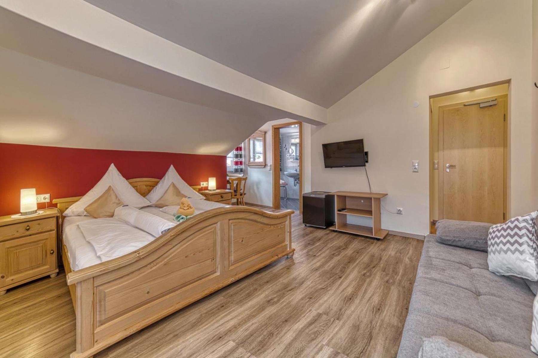 Hotel Hirschenstein Achslach Eksteriør billede