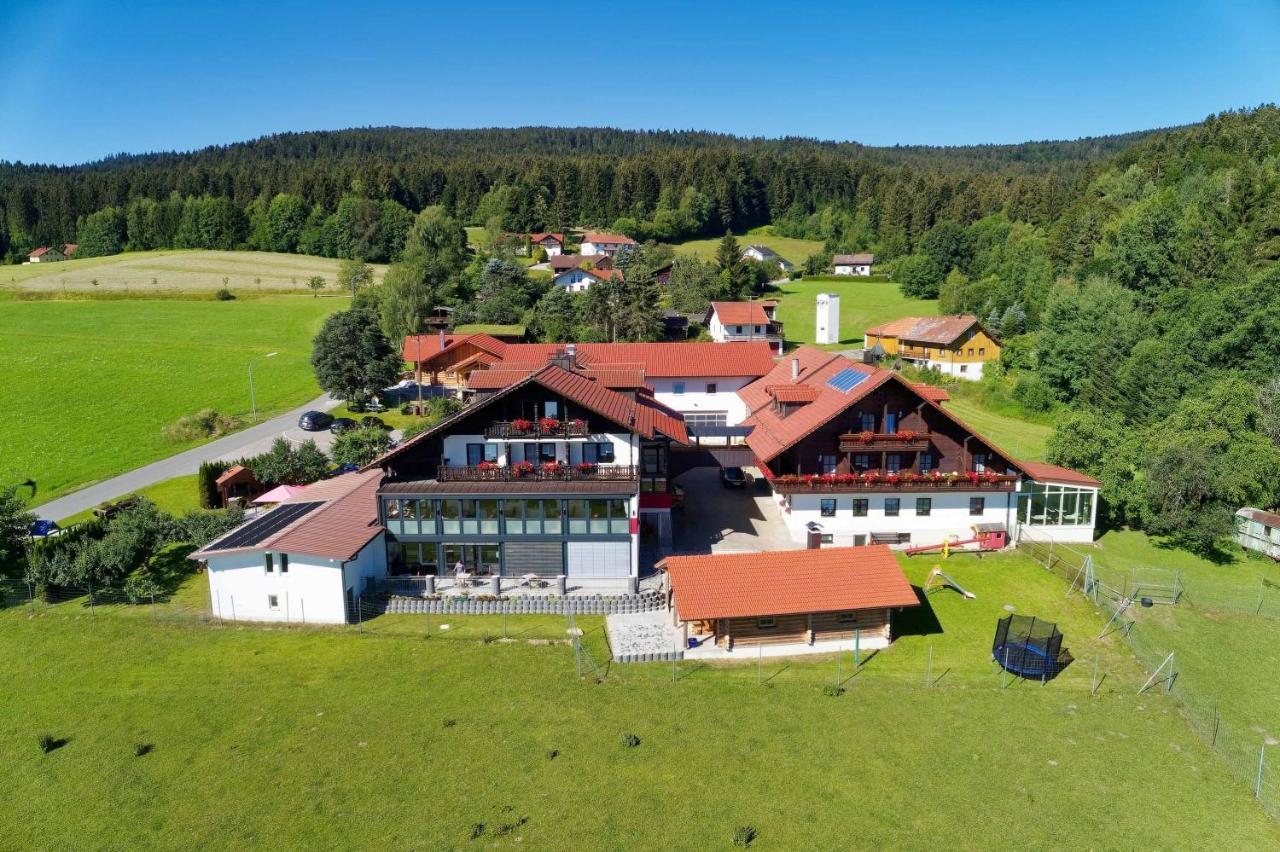 Hotel Hirschenstein Achslach Eksteriør billede
